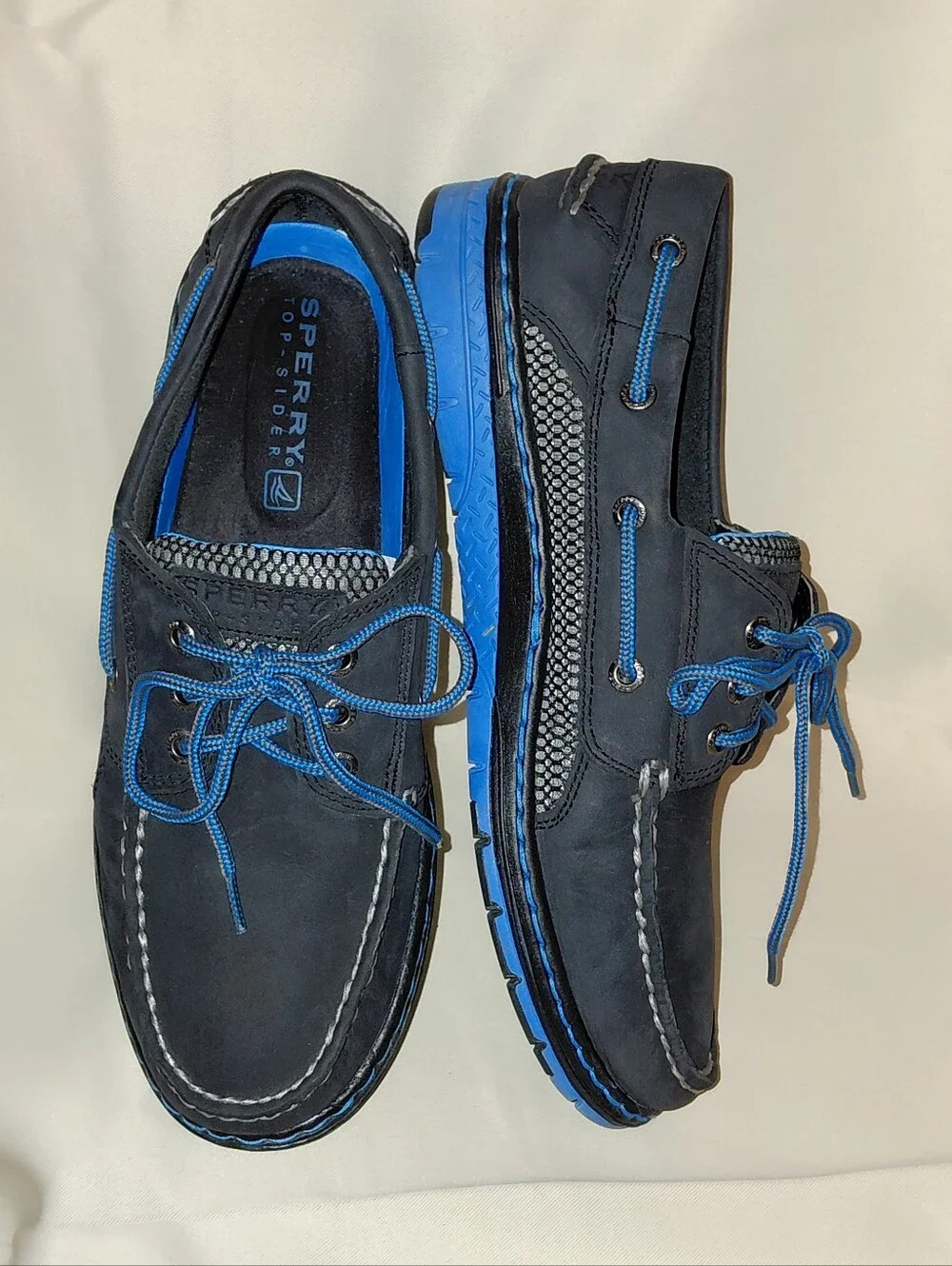 Sperry Men's 8.5M Billfish 3-Eye Boat Shoes, Dark Navy Leather Vibrant Laces New